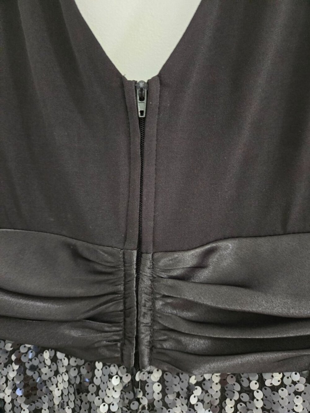 Dressbarn Black Sequin Dress Size 8 Sleeveless Glam Party Evening Holiday Formal - Picture 5 of 11